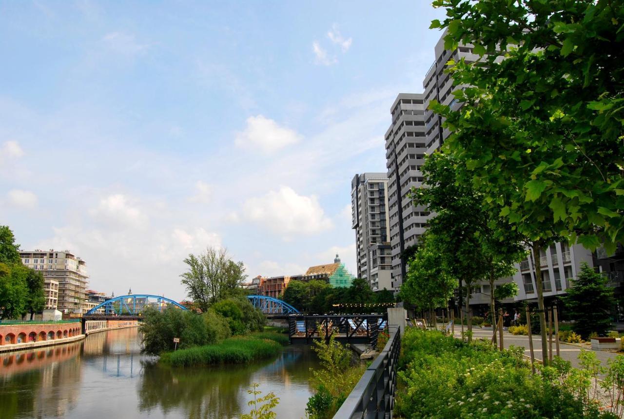Two Towers Old Town Apartments-City Center-By The River-Observation Terrance On The Roof-Free Parking Breslávia Exterior foto