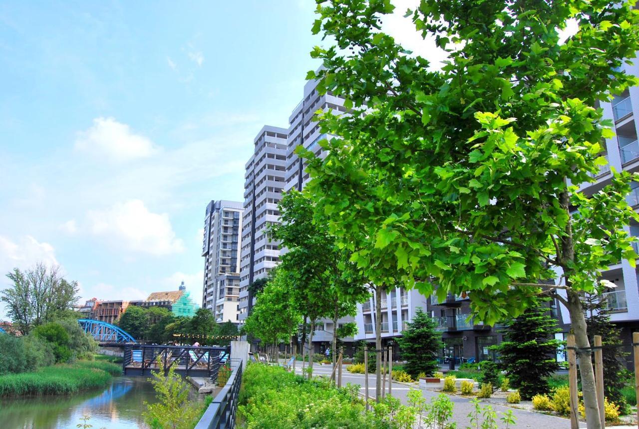 Two Towers Old Town Apartments-City Center-By The River-Observation Terrance On The Roof-Free Parking Breslávia Exterior foto