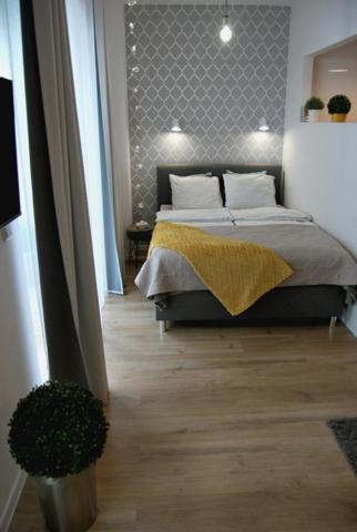 Two Towers Old Town Apartments-City Center-By The River-Observation Terrance On The Roof-Free Parking Breslávia Exterior foto